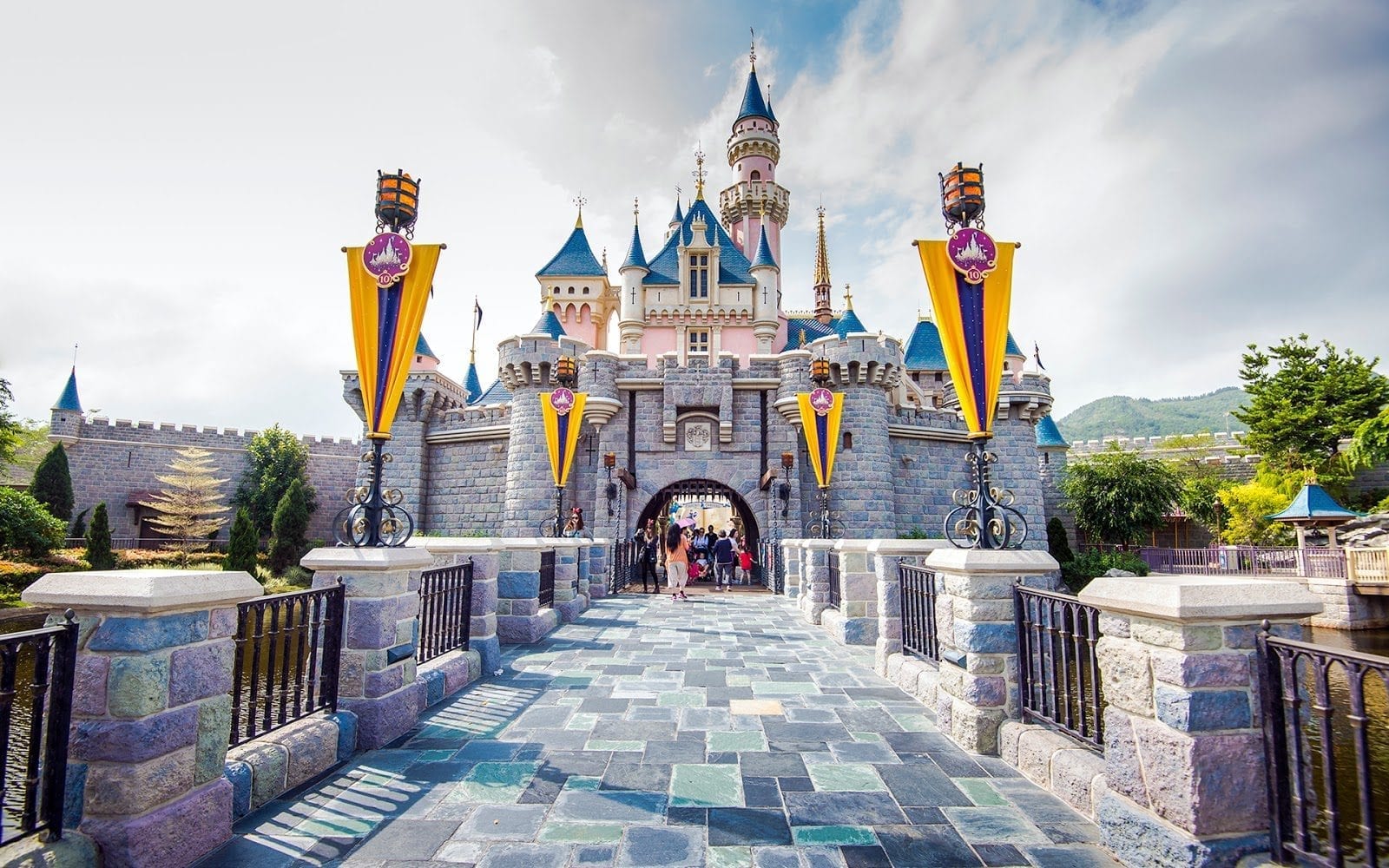 Hong Kong Disneyland Ticket Price in Malaysia Ringgit